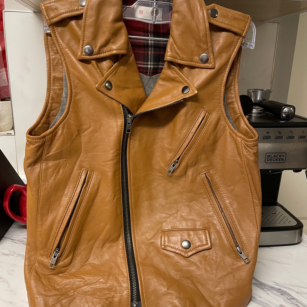 Meissen Women's Caramel Brown Leather Moto Vest
